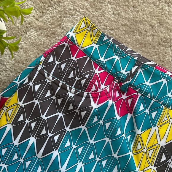 Slazenger Multicolored Geometric Print Active Golf/Tennis Skort Size: 8 - Picture 2 of 13